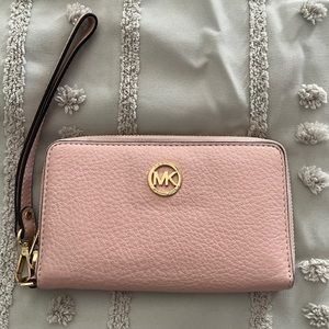 Michael Kors leather wristlet wallet